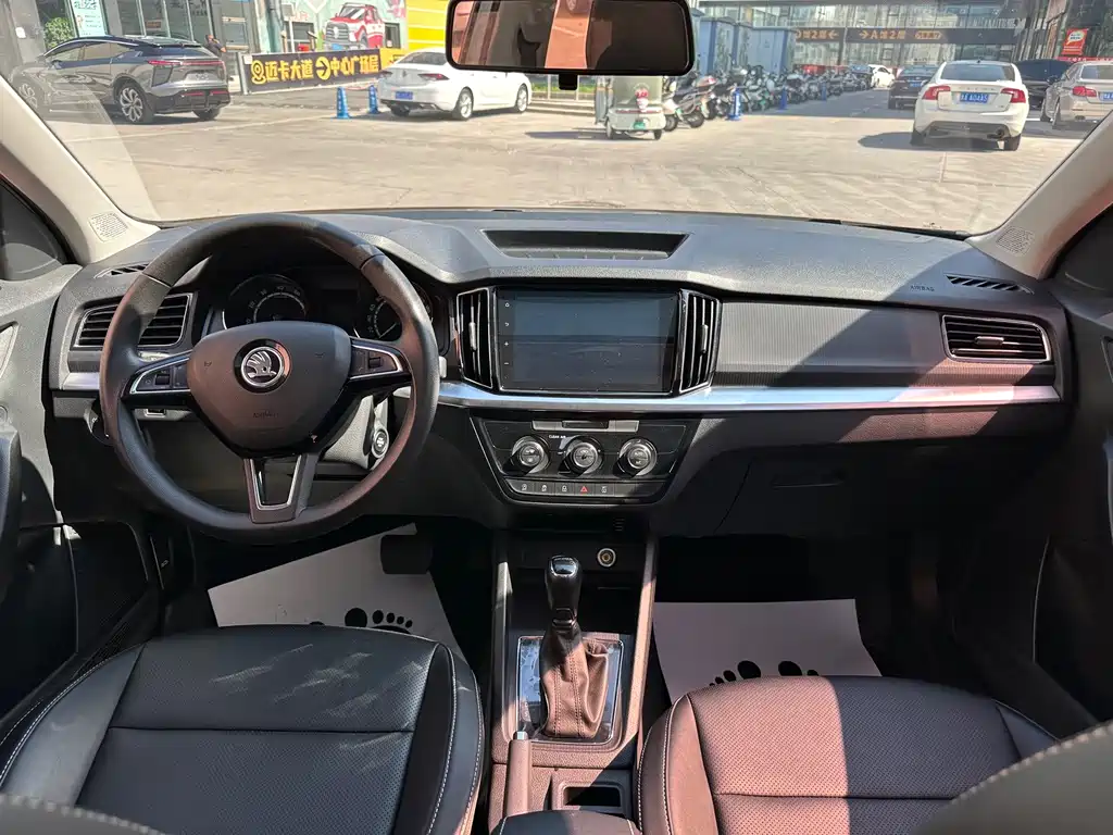 Skoda Kamiq 2023 — фото 12