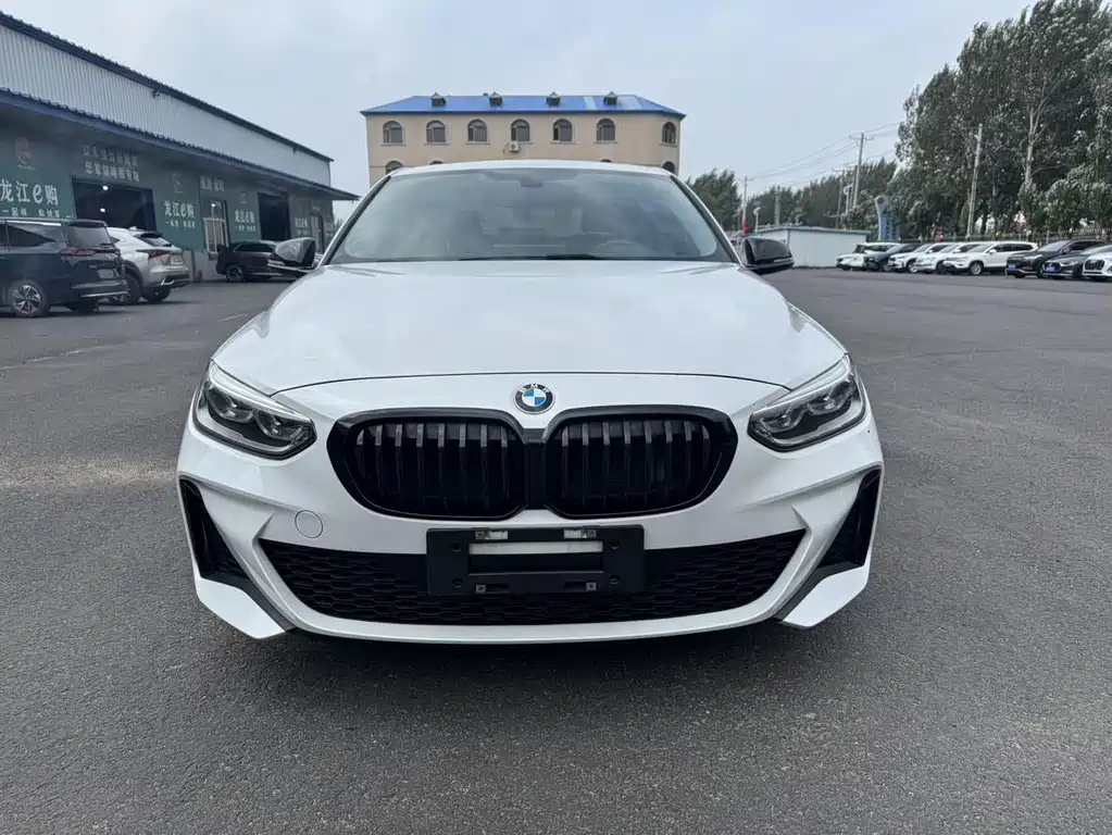 BMW 1 Series 2022