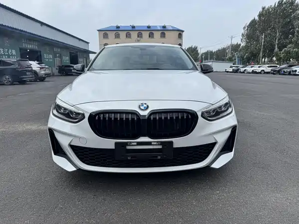 BMW 1 Series 2022