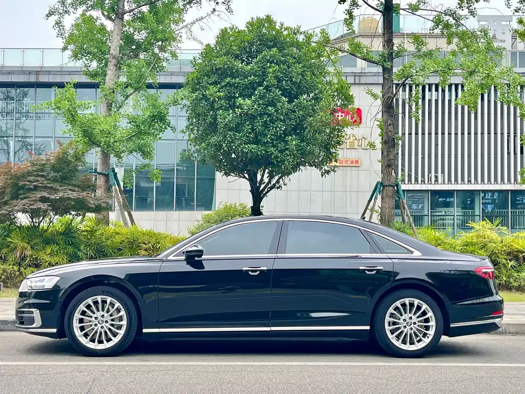 Audi A8 2019