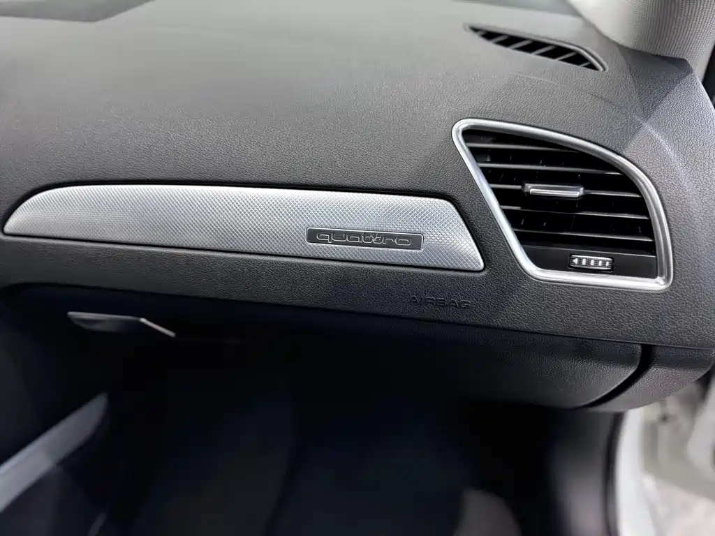 Audi A4L 2015 — фото 27