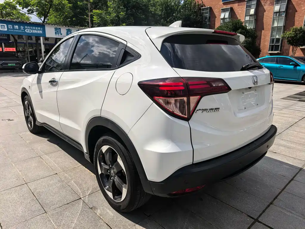 Honda Vezel 2017