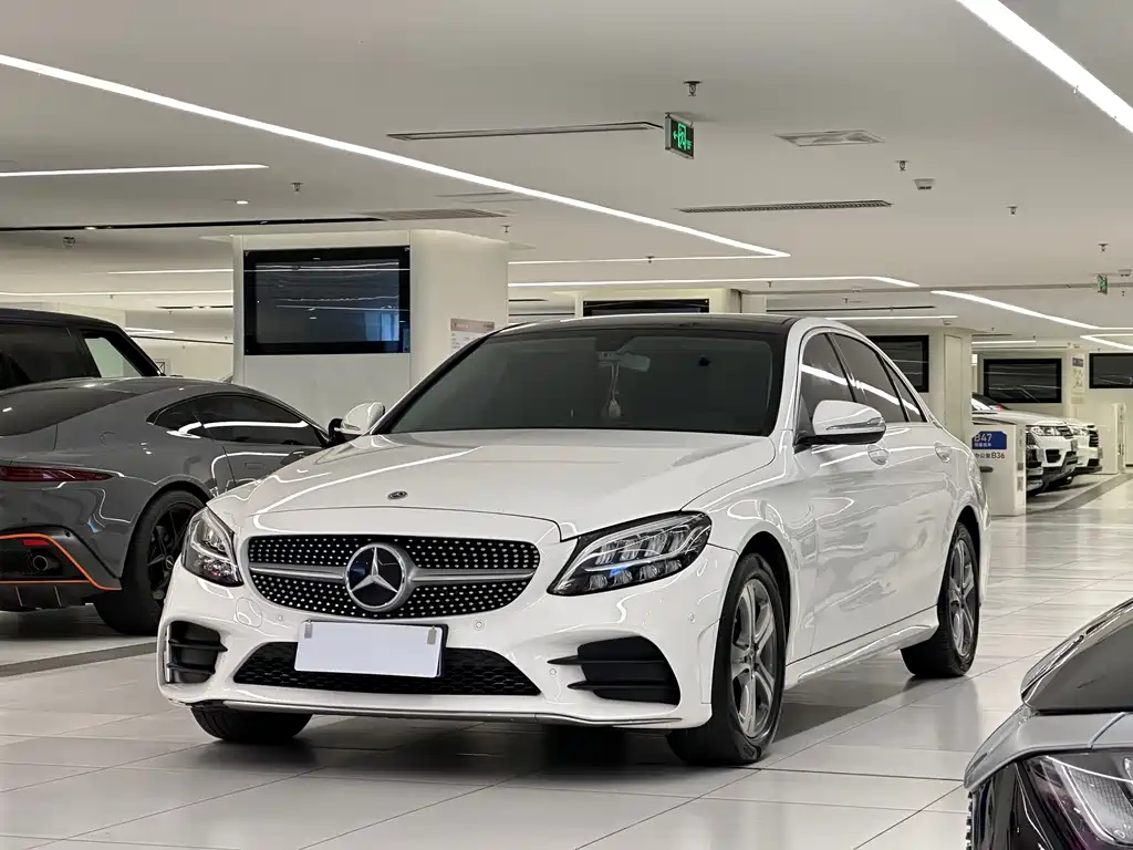Mercedes-Benz C-Class 2019