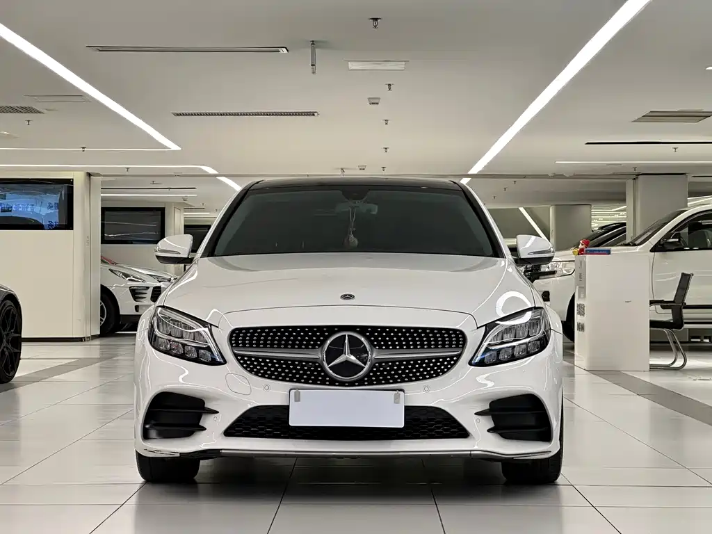Mercedes-Benz C-Class 2019