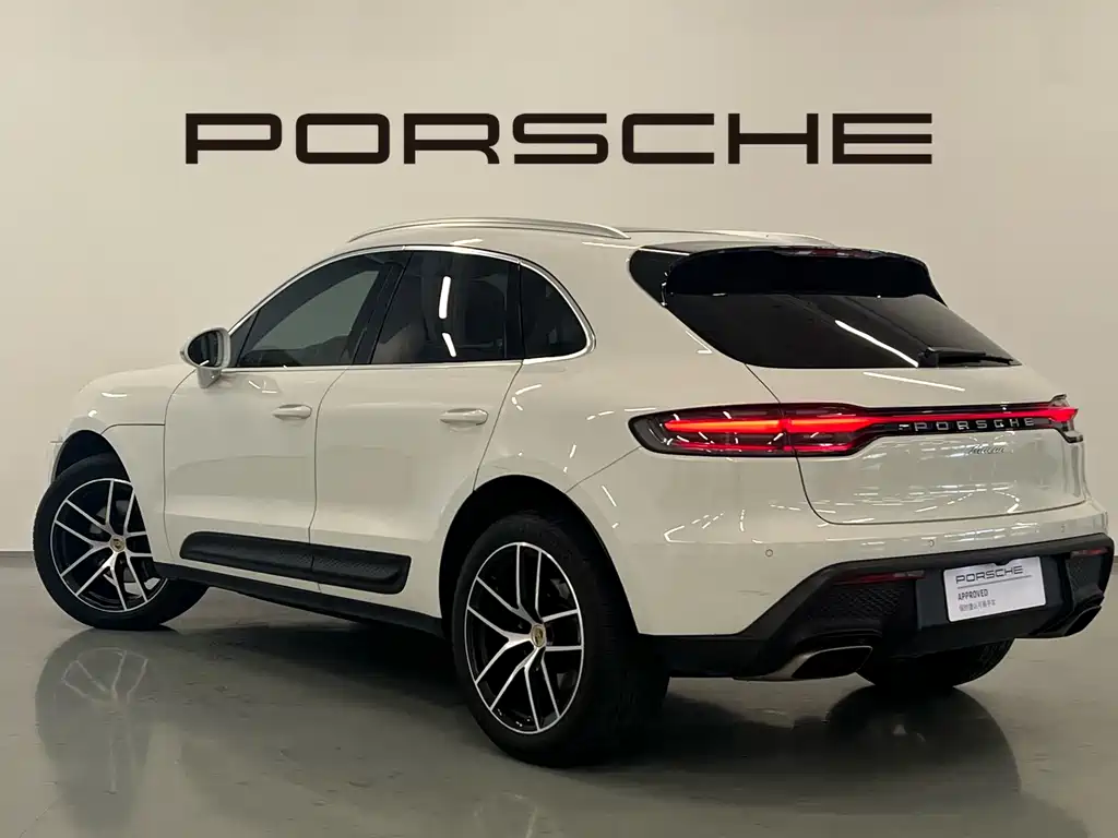Porsche Macan 2023 — фото 7