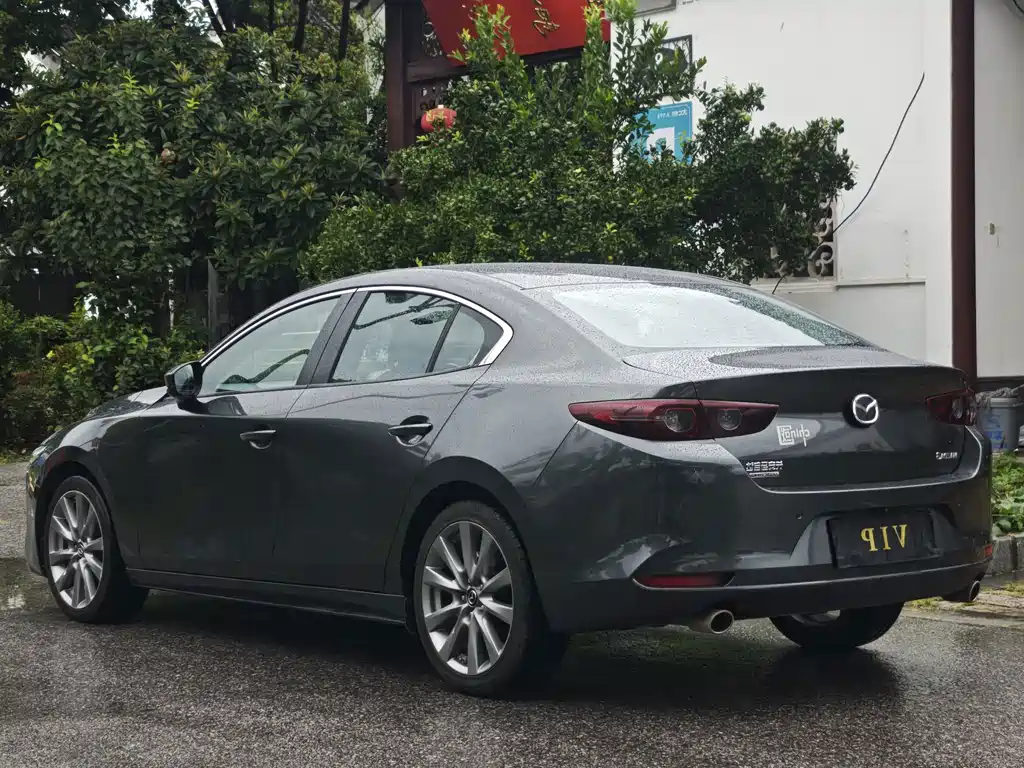 Mazda 3 Axela 2021