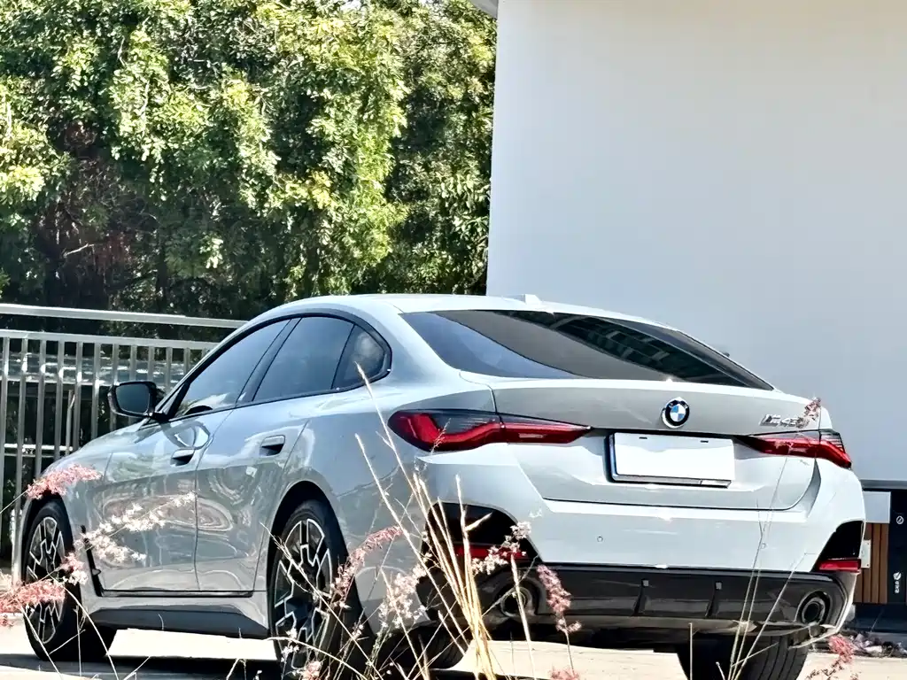 BMW 4 Series 2025 — фото 23