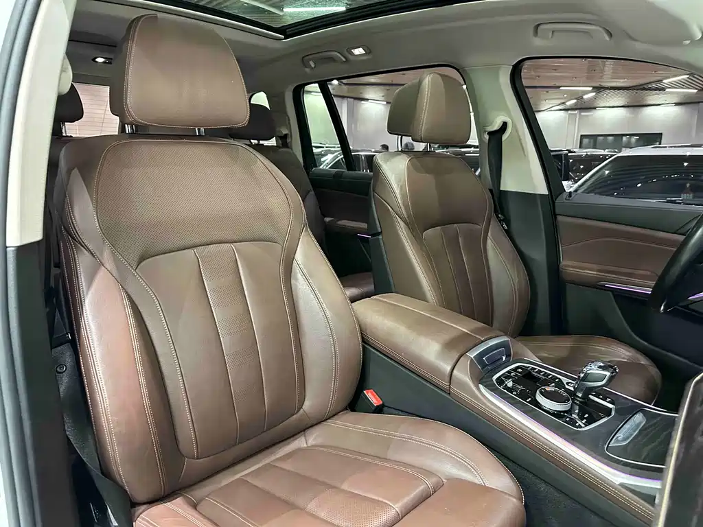 BMW X7 2019 — фото 16