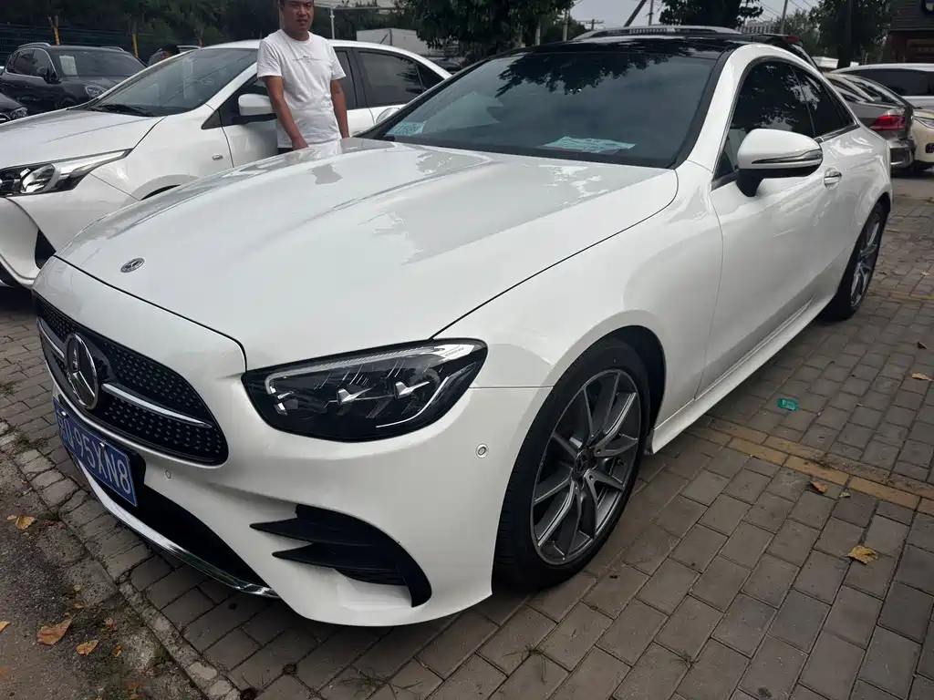 Mercedes-Benz E-Class 2023