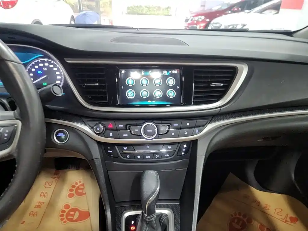 Buick Excelle 2019 — фото 13