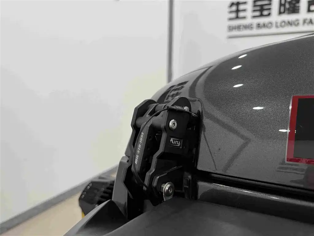 Jeep Wrangler 2021 — фото 16