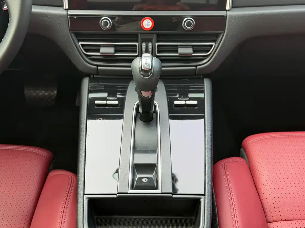 Porsche Macan 2022 — фото 12