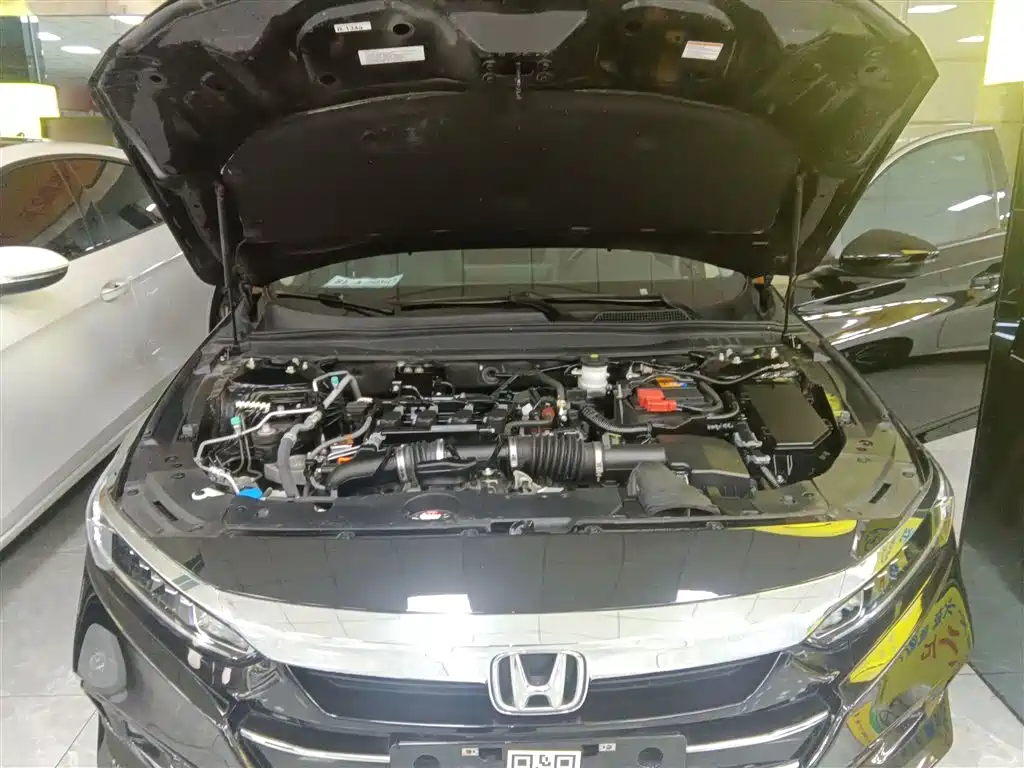 Honda Accord 2022 — фото 20