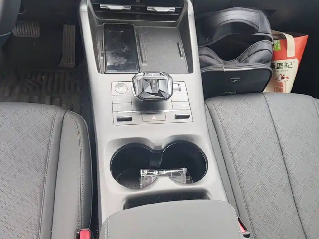 BYD Qin PLUS 2025 — фото 14