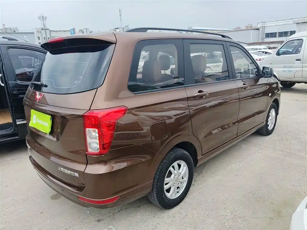 Wuling Hongguang 2019 — фото 7