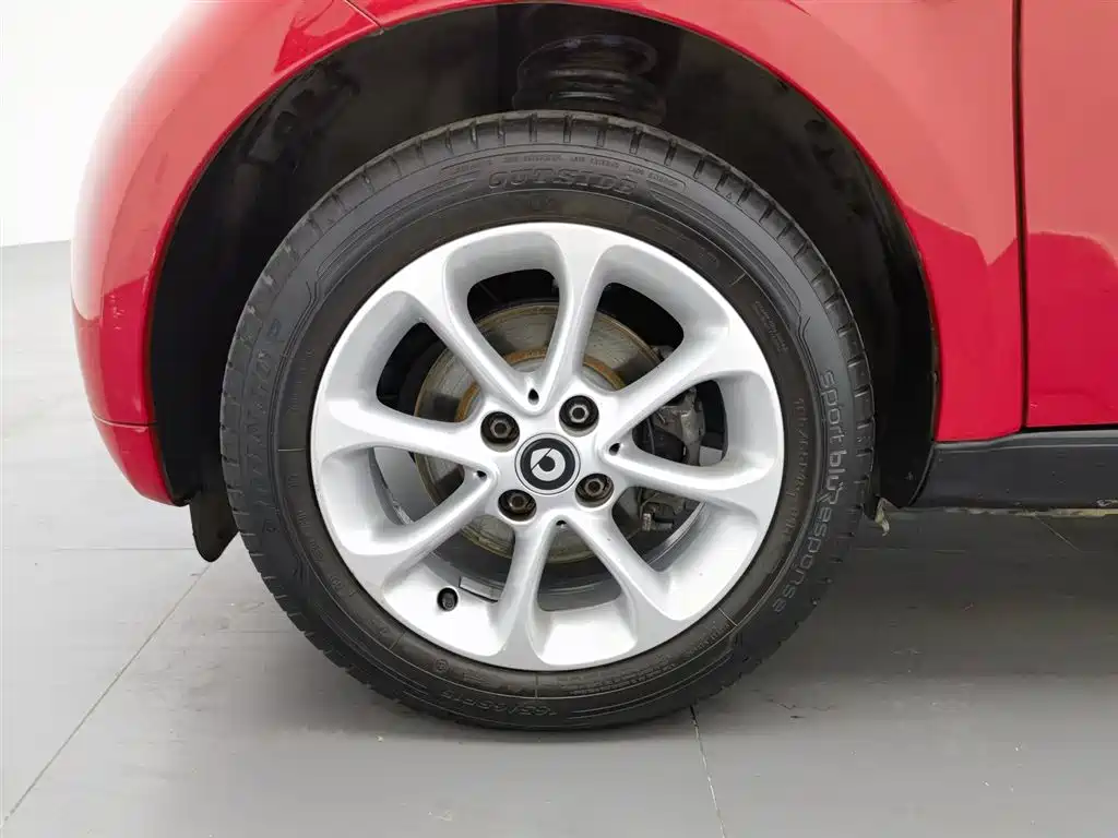 smart Fortwo 2017 — фото 17