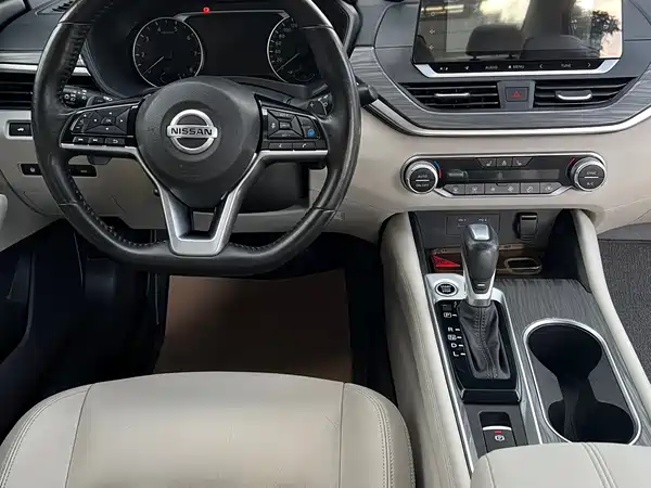 Nissan Teana 2021