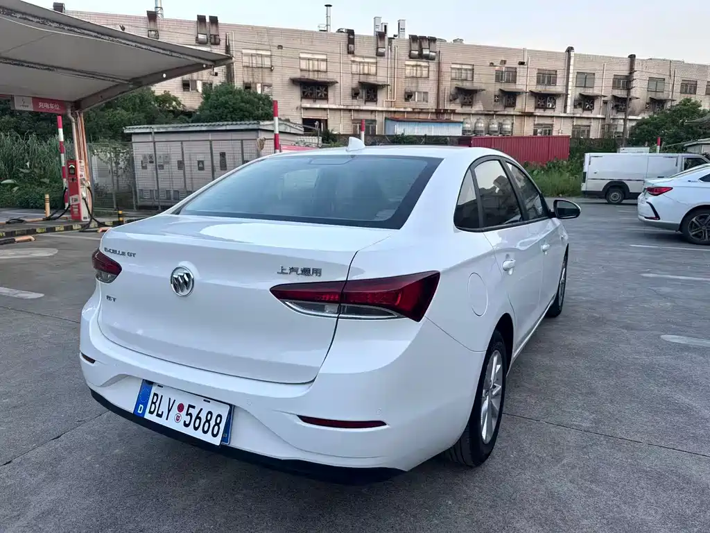 Buick Excelle 2019 — фото 9