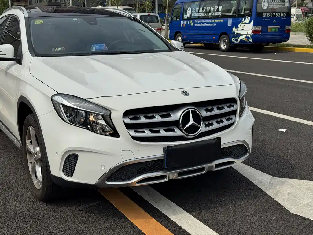 Mercedes-Benz GLA 2018 — фото 3