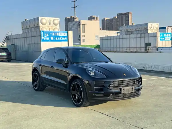Porsche Macan 2020