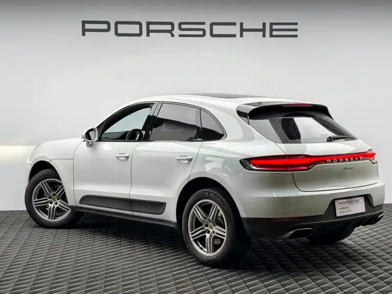 Porsche Macan 2021 — фото 6