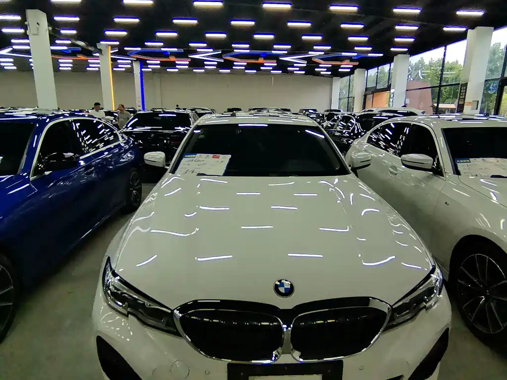 BMW 3 Series 2020