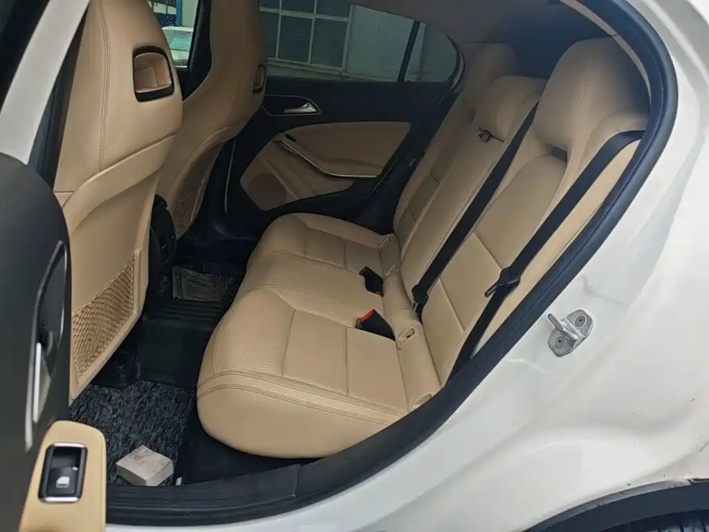 Mercedes-Benz GLA 2017 — фото 17