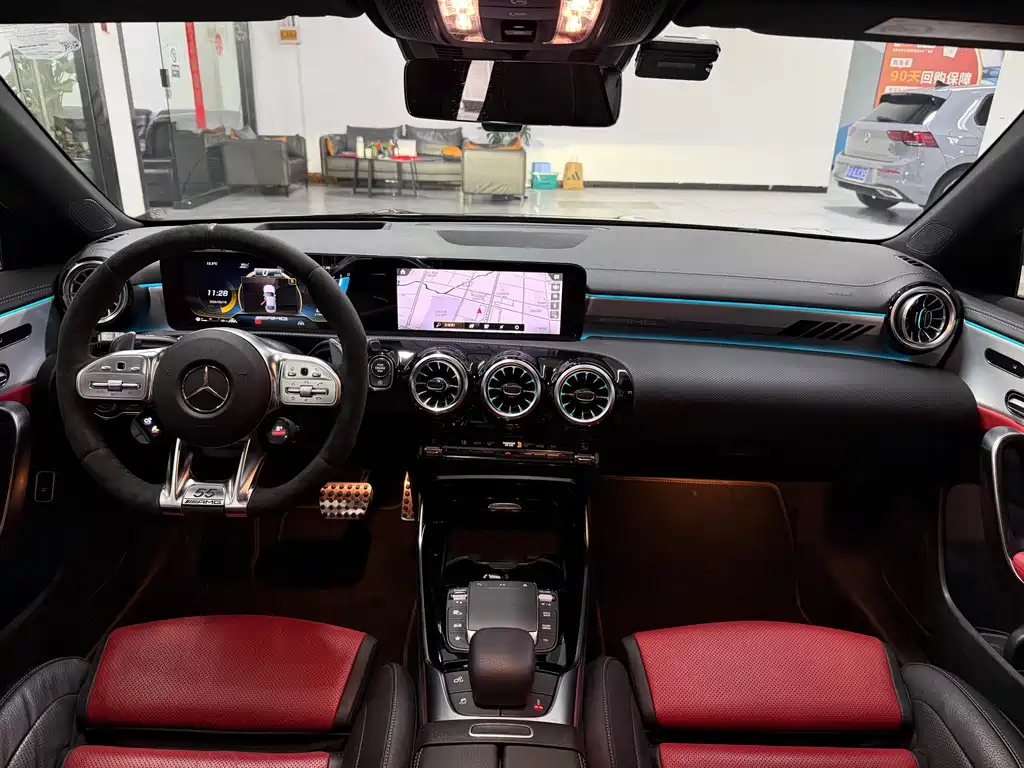 Mercedes-Benz CLA AMG 2023 — фото 10