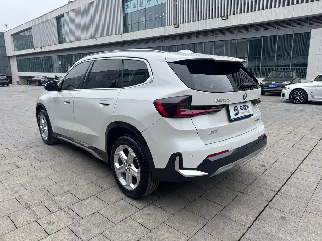 BMW X1 2023 — фото 9