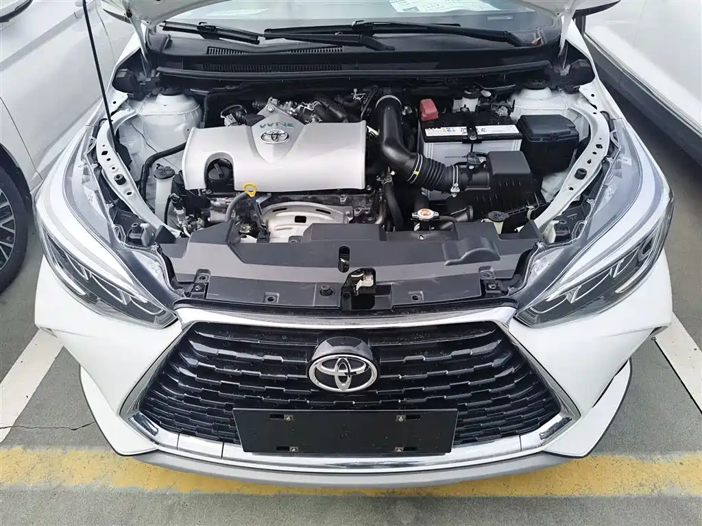 Toyota Yaris L 2020 — фото 20