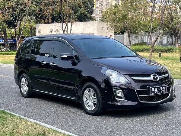 Mazda 8 2013