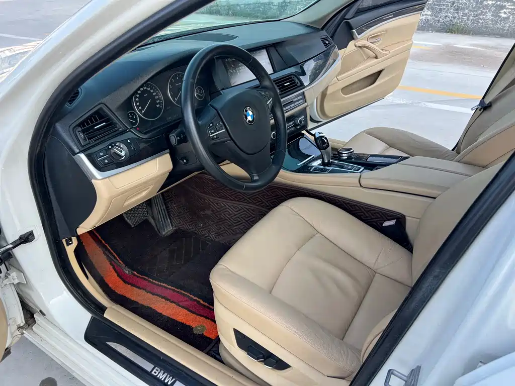 BMW 5 Series 2013 — фото 12