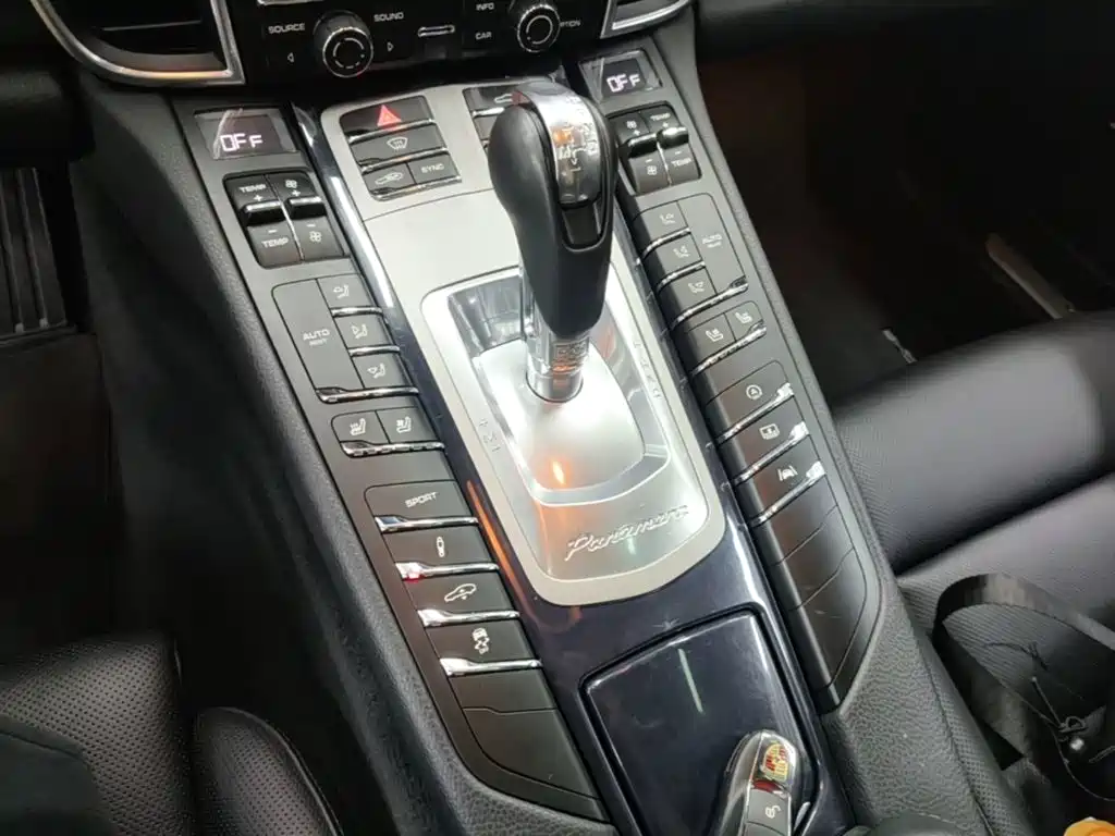 Porsche Panamera 2016 — фото 14