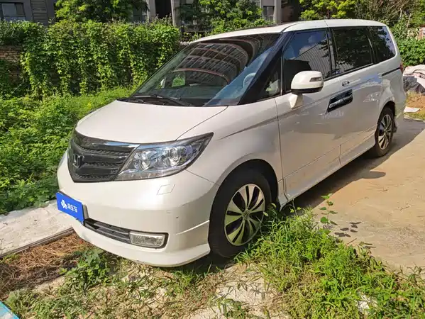 Honda Elysion 2016