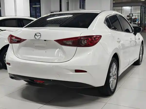 Mazda 3 Axela 2018