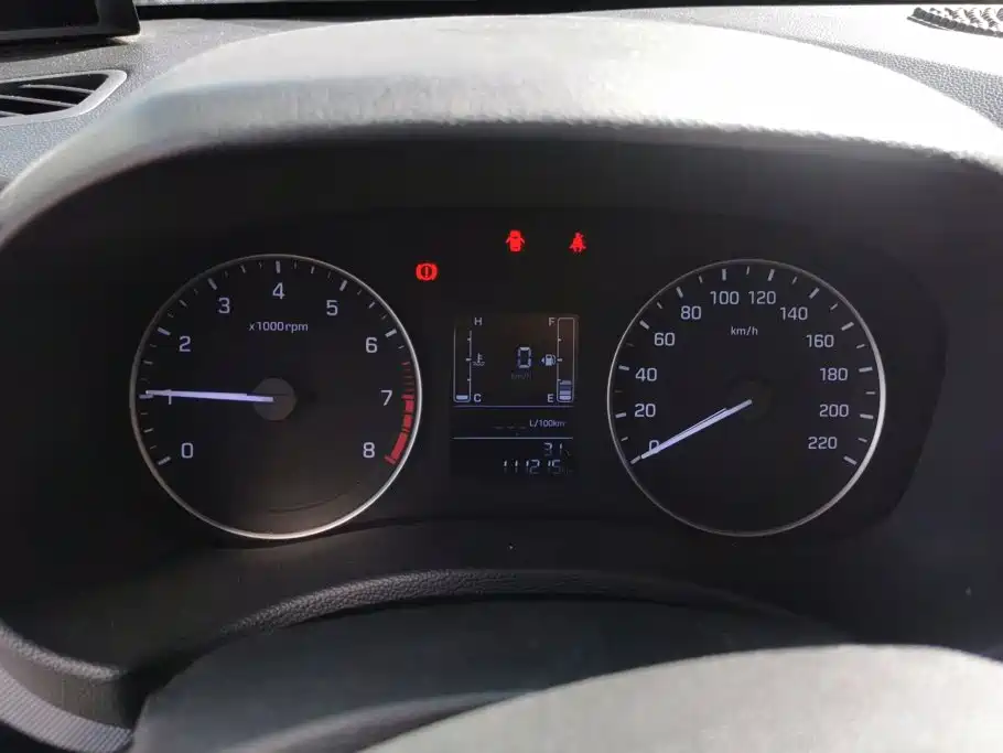 Hyundai ix25 2015 — фото 14