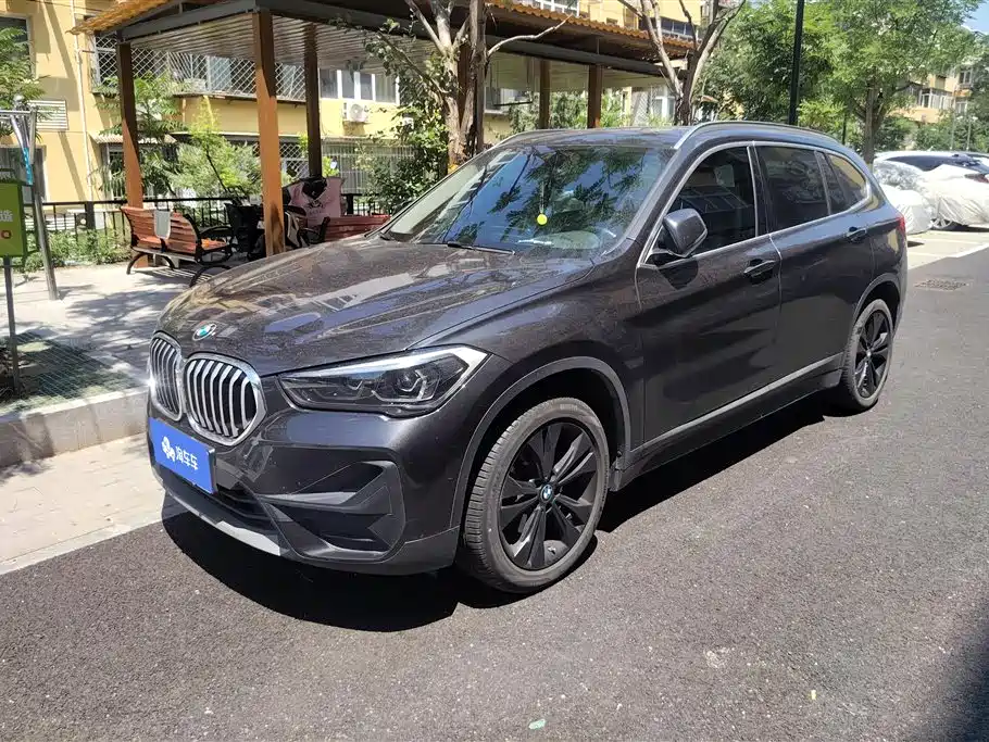 BMW X1 2021 — фото 1