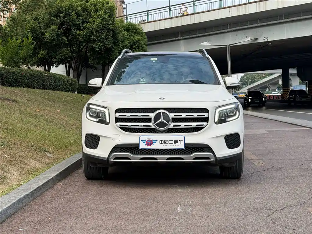 Mercedes-Benz GLB 2022 — фото 2