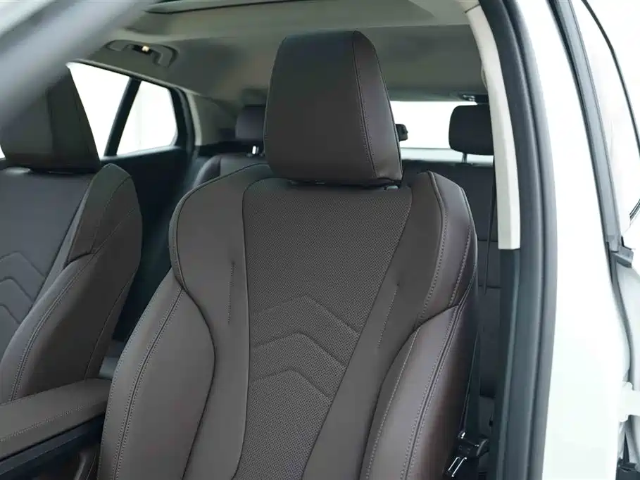 BMW X2 2025 — фото 13