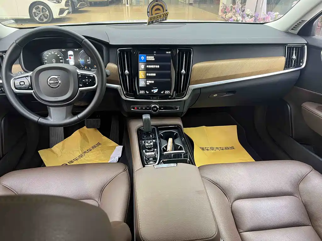 Volvo S90 PHEV 2020 — фото 16