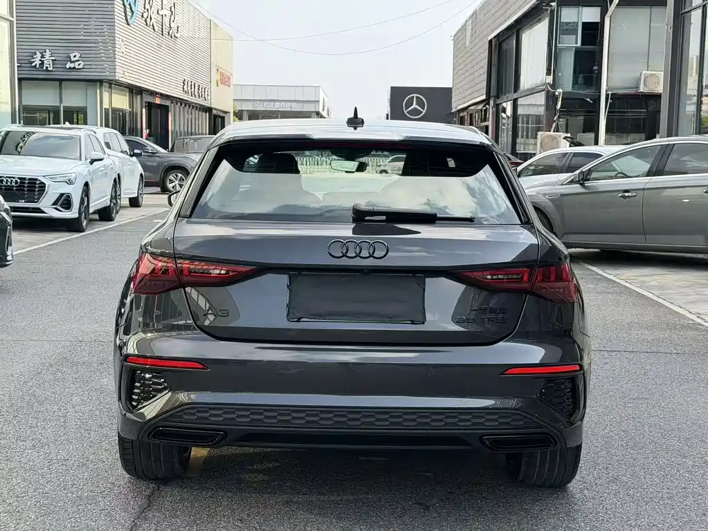 Audi A3 2023 — фото 13