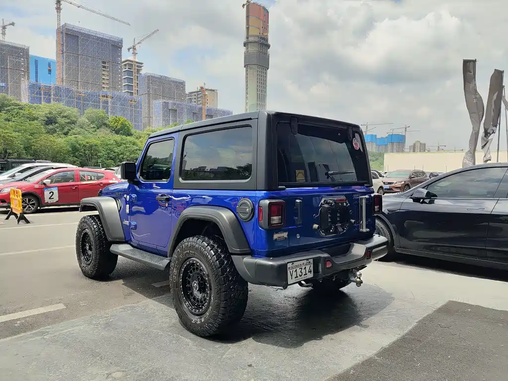 Jeep Wrangler 2020 — фото 14