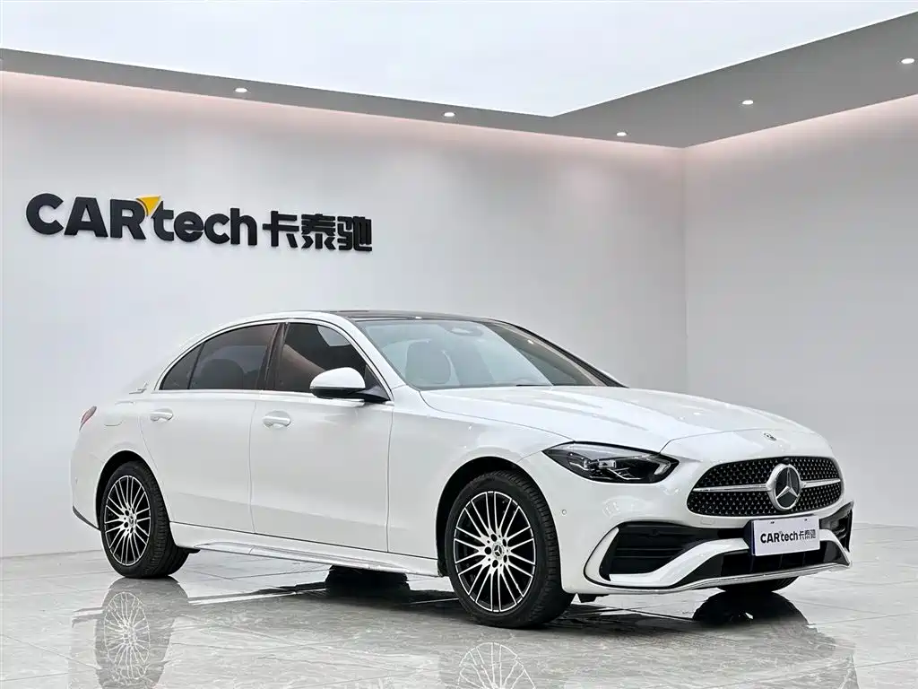 Mercedes-Benz C-Class 2025 — фото 6
