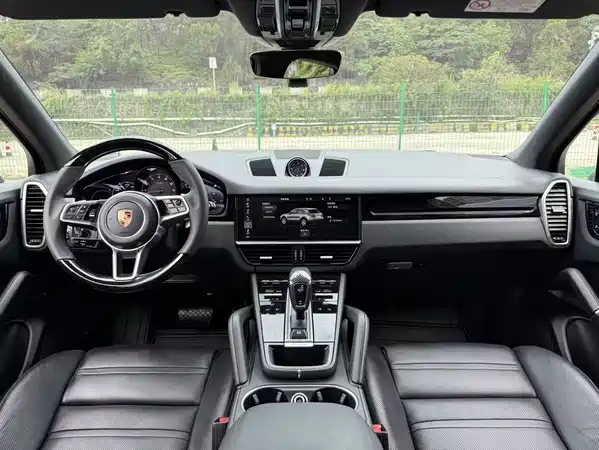 Porsche Cayenne 2019