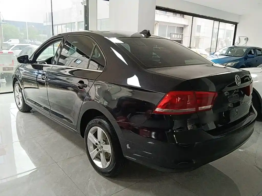 Volkswagen Santana 2016