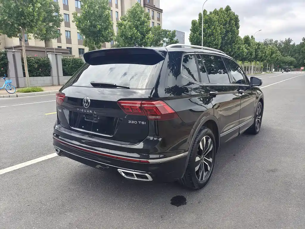 Volkswagen Tiguan L 2021 — фото 16