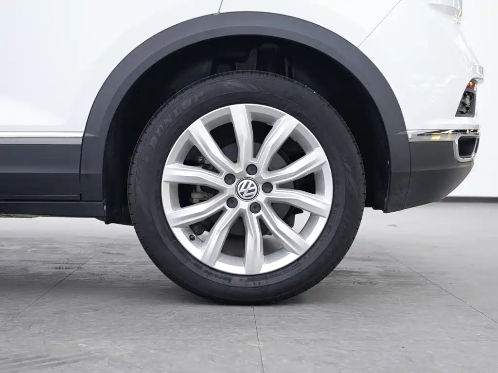 Volkswagen T-Roc 2021 — фото 8