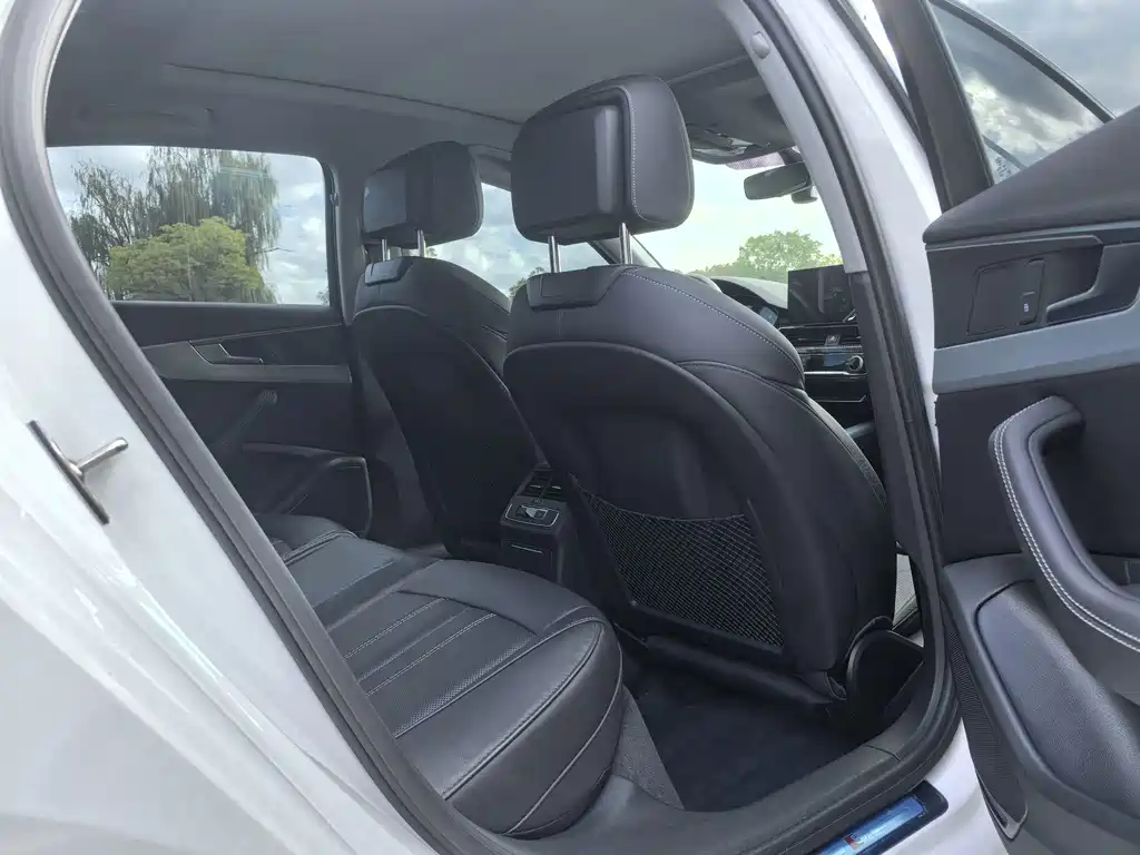 Audi A4L 2022