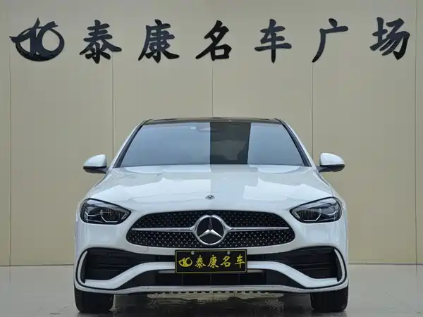 Mercedes-Benz C-Class 2024