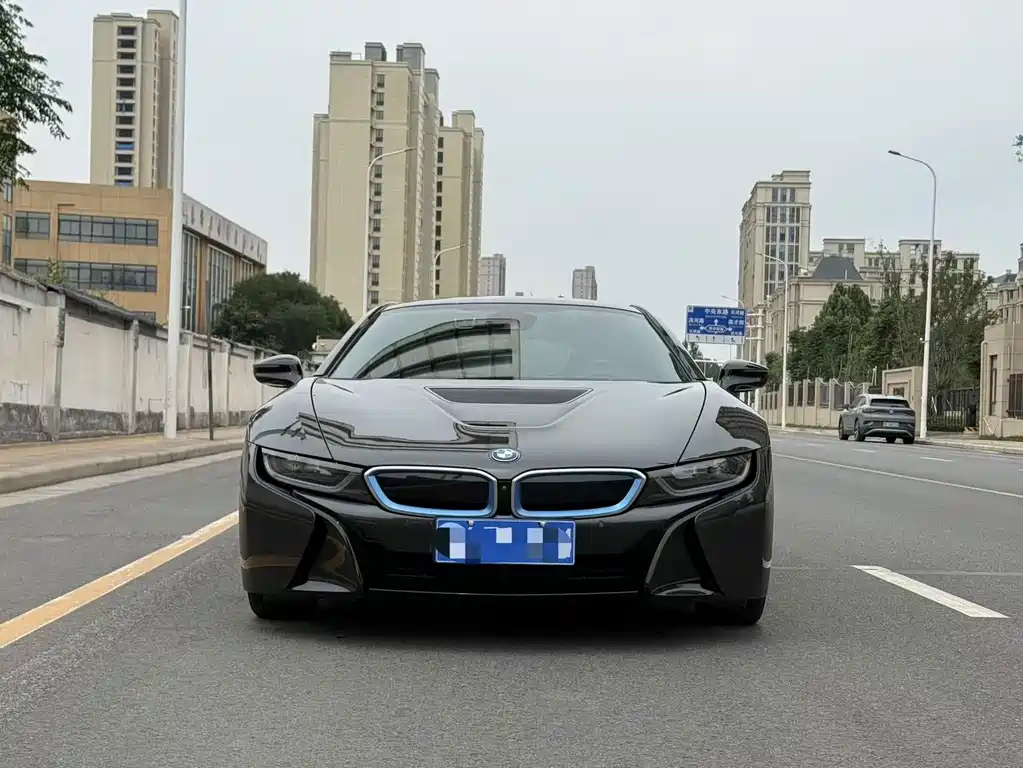 BMW i8 2018 — фото 18